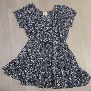 Knox Rose dark blue and white floral dress with pockets size Large